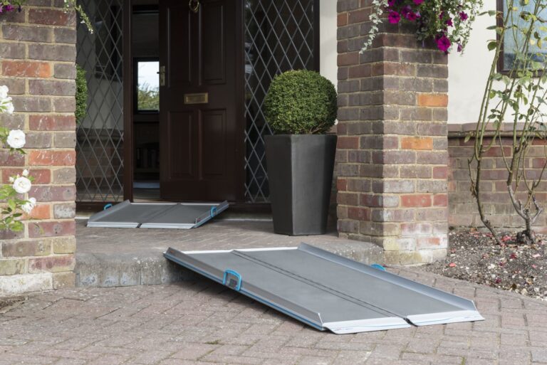 1 Aerolight Xtra AX15 and AX9
